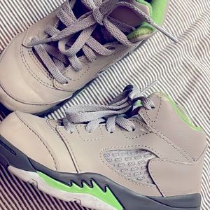 Toddler retro 5s